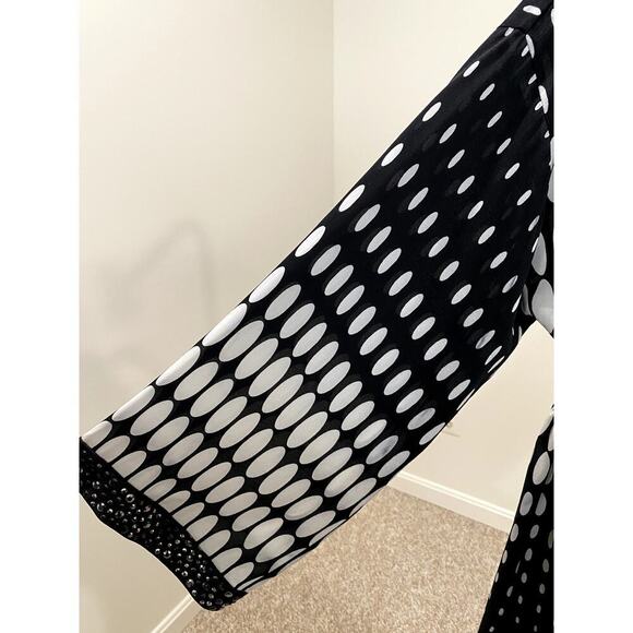 ✨HOST PICK✨ - St John Mini Bohemian Chic Black/White Tunic - Size Medium (EUC) - Picture 5 of 9